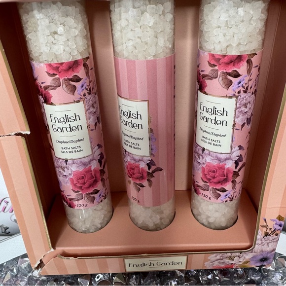 English garden bath salts 3 brand new in package bath 🛁 salts relaxing self - Picture 2 of 3